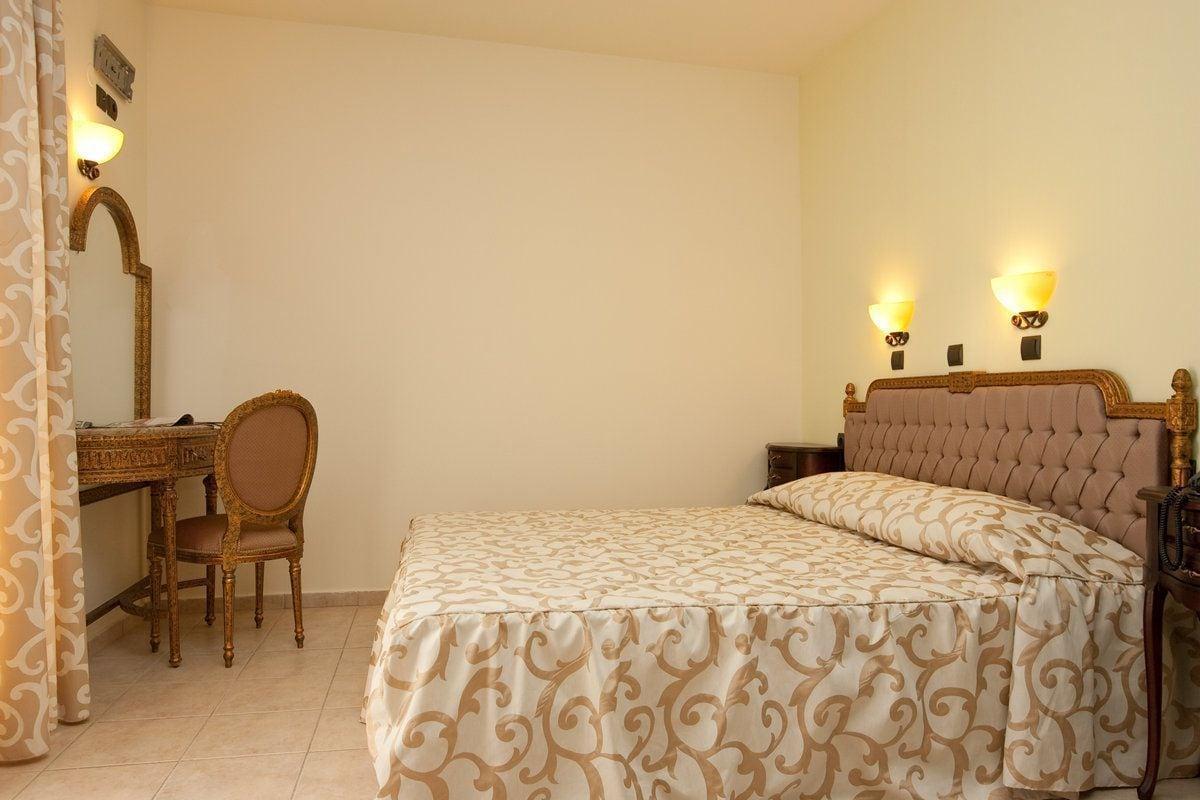 Dias Hotel & Apts Stalida Ruang foto