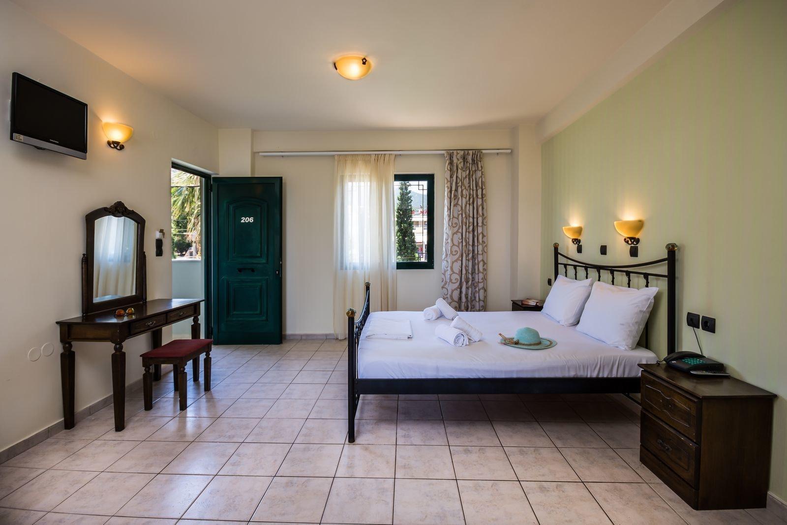 Dias Hotel & Apts Stalida Bagian luar foto