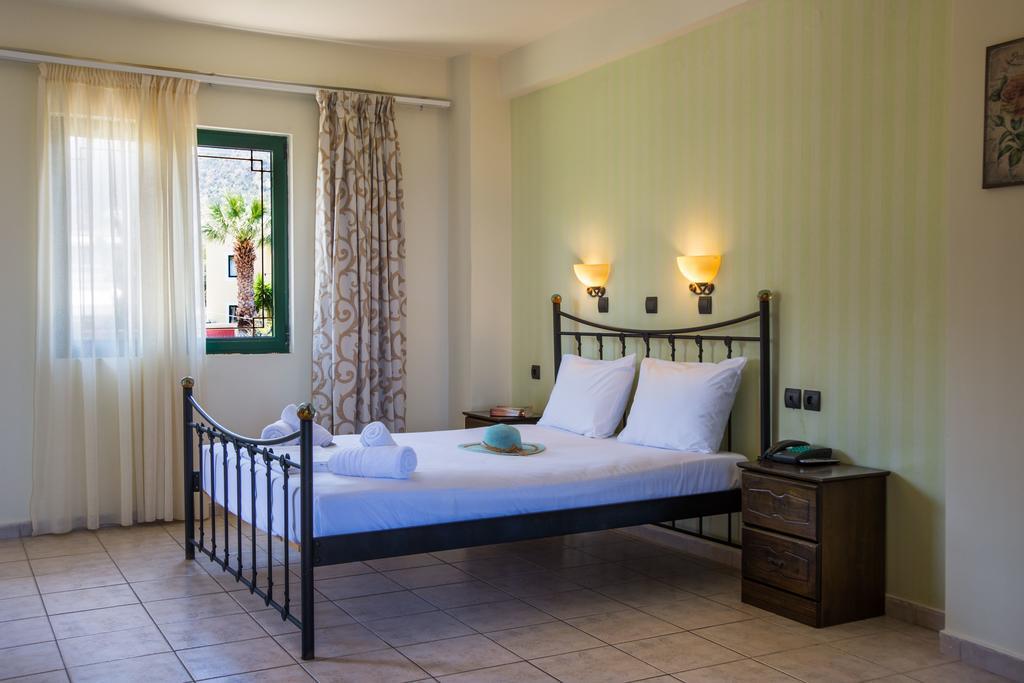 Dias Hotel & Apts Stalida Bagian luar foto