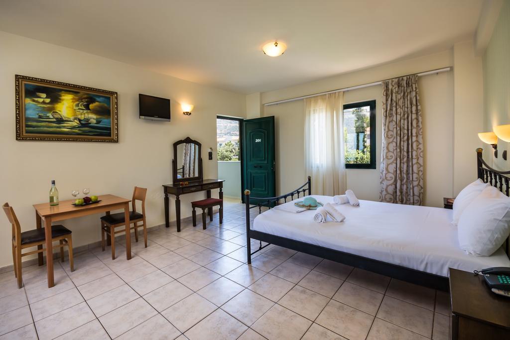 Dias Hotel & Apts Stalida Bagian luar foto